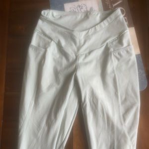 Light mint green leggings